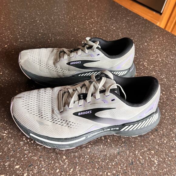 Brooks Adrenaline GTS 23 Running Shoes Womens Size 9 Athletic Sneakers Trainers - Picture 1 of 10